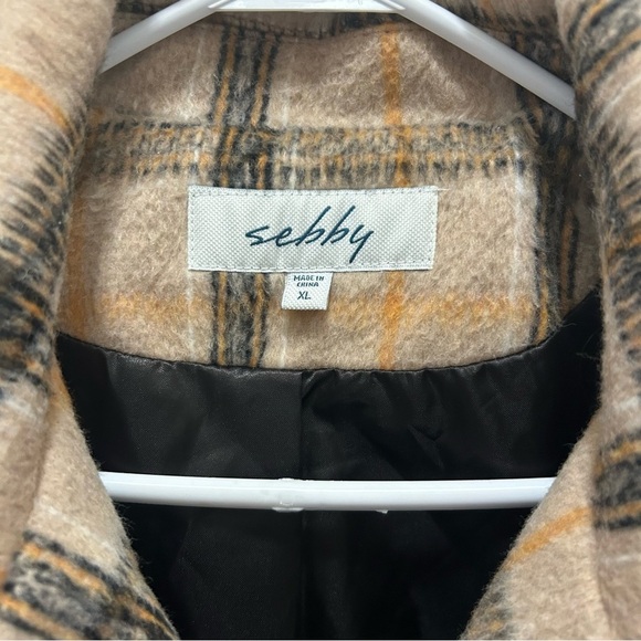 Sebby Women's Button Down Beige and Black Plaid Jacket NWT XL - Picture 5 of 8